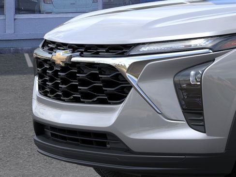 New 2026 Chevrolet Trax LS FWD image 15