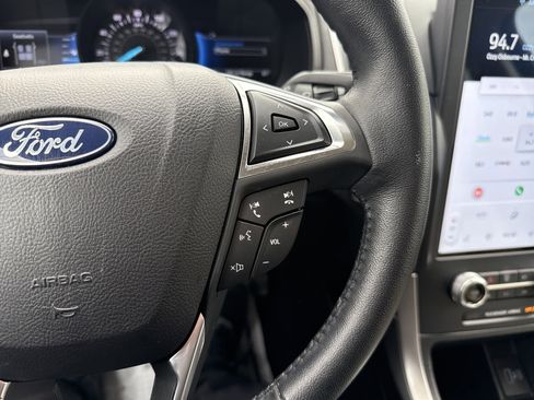 Used 2022 Ford Edge SEL image 21