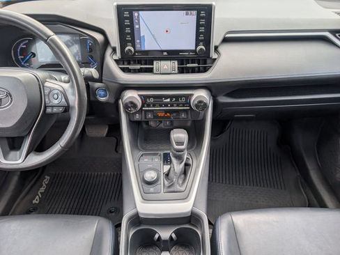 Used 2020 Toyota RAV4 XSE w/ XSE Grade Weather Package AWD/4WD image 7