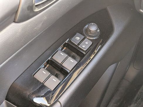 Used 2025 MAZDA CX-5 AWD 2.5 S w/ Preferred Package image 21