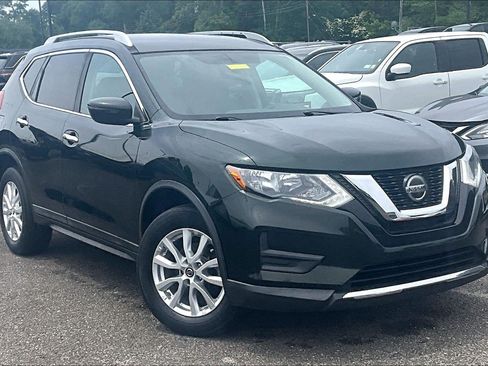 Used 2018 Nissan Rogue SV AWD/4WD image 33