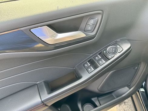 New 2025 Ford Escape ST-Line Select image 21