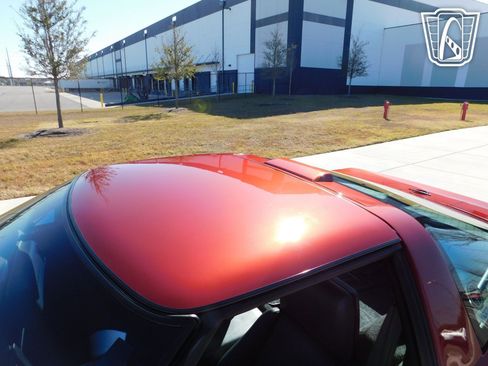 Used 1987 Chevrolet Corvette Coupe image 13