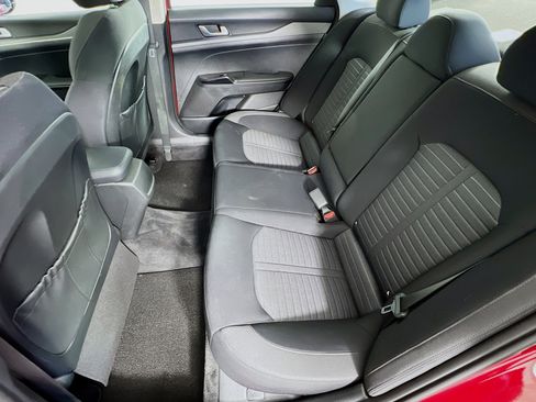 Used 2025 Kia K5 LXS image 4