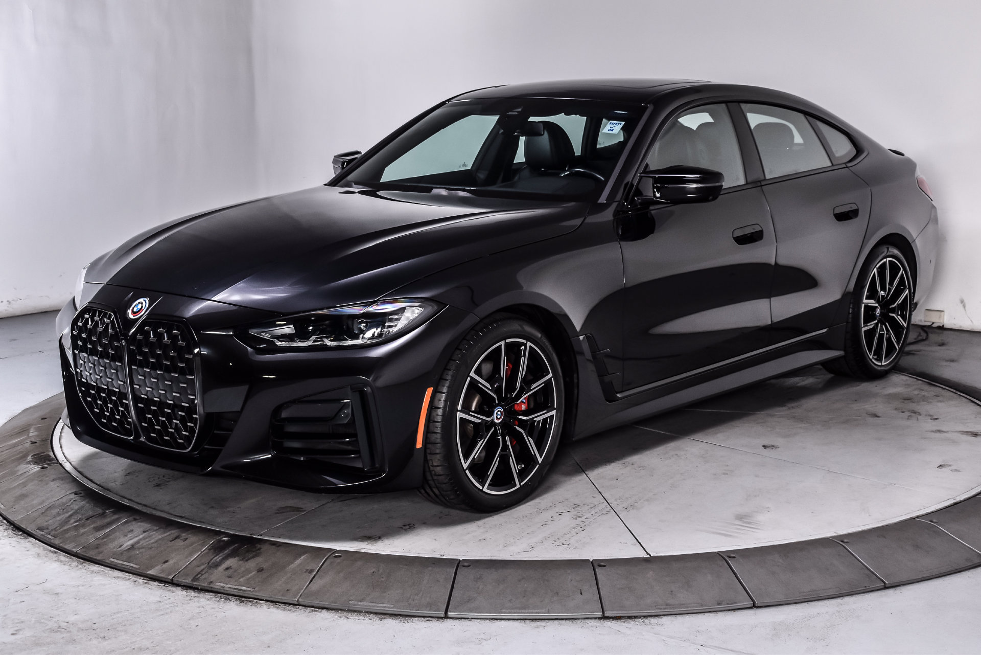 Used 2023 BMW M440i xDrive Gran Coupe w/ Premium Package AWD/4WD image 3