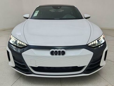 Used 2024 Audi e-tron GT Prestige w/ Prestige Package image 13