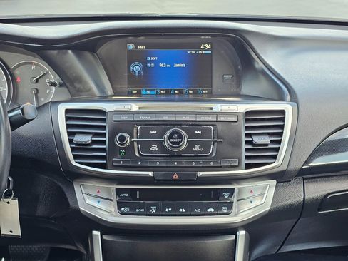 Used 2015 Honda Accord Sport image 22