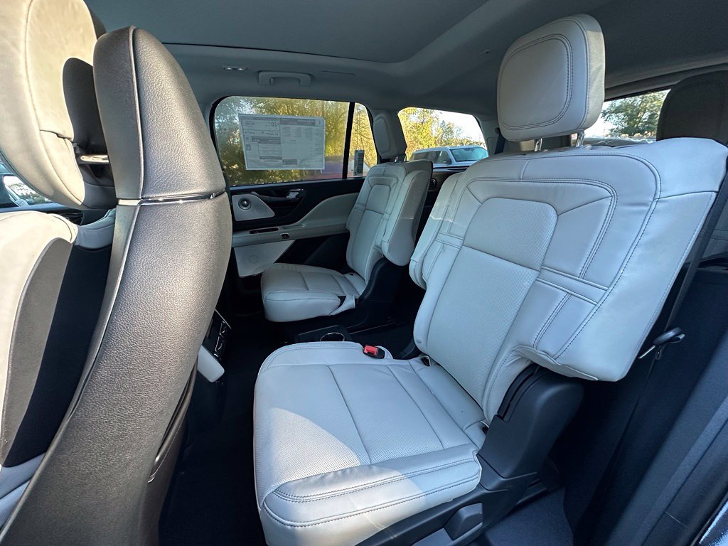 New 2027 Lincoln Aviator Reserve AWD/4WD image 20