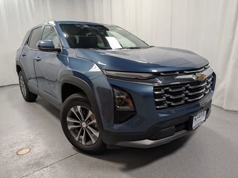 New 2026 Chevrolet Equinox LT AWD/4WD image 2