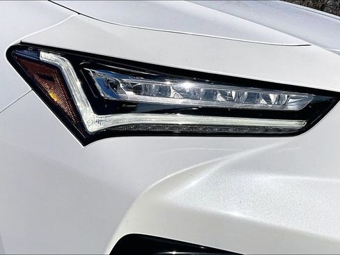 Used 2023 Acura TLX Advance image 39