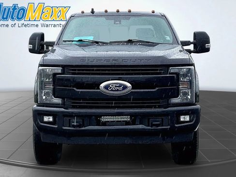 Used 2019 Ford F250 Lariat AWD/4WD image 2