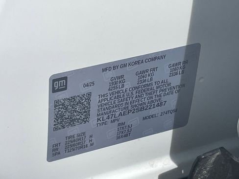 Used 2025 Buick Envista Preferred image 30