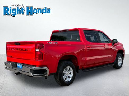 Used 2025 Chevrolet Silverado 1500 LT w/ LPO, Dark Essentials Package AWD/4WD image 8