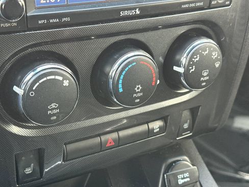 Used 2009 Dodge Challenger R/T image 15