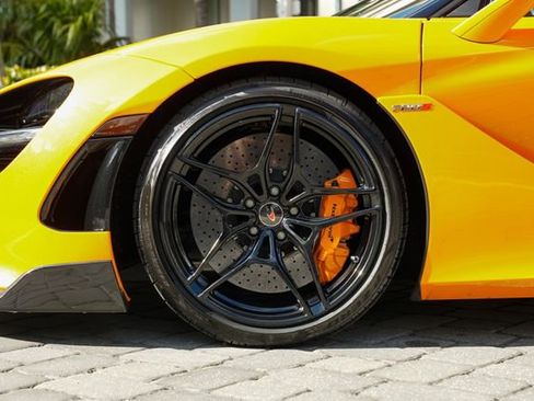 Used 2020 McLaren 720S Luxury image 15