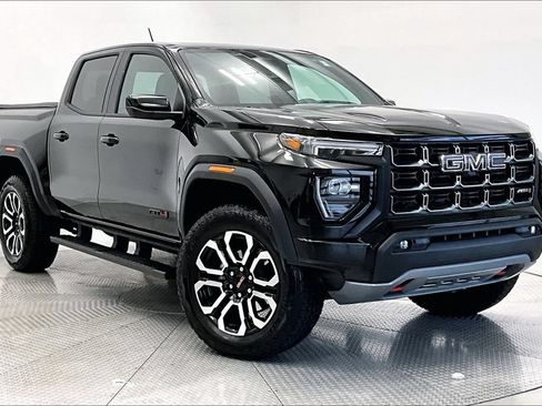Used 2026 GMC Canyon AT4 w/ Nightfall Essentials Package AWD/4WD image 11