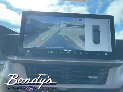 New 2026 Ford Explorer Active image 4