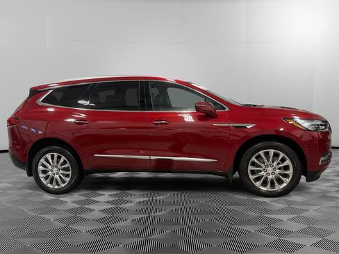 Used 2021 Buick Enclave Premium w/ Sun and Sites Package image 8