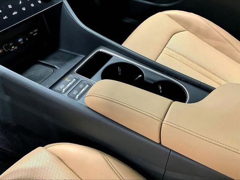 Certified 2025 Hyundai Sonata Limited image 17