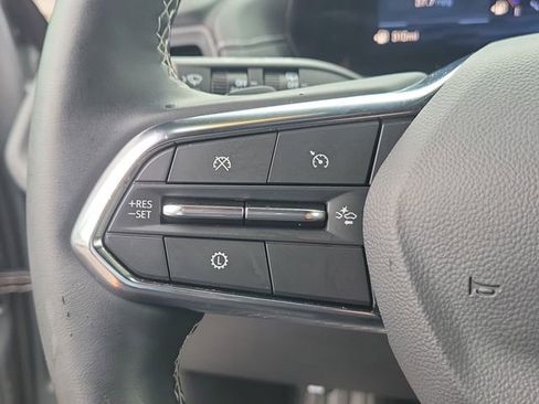Certified 2026 Chevrolet Traverse LT FWD image 27