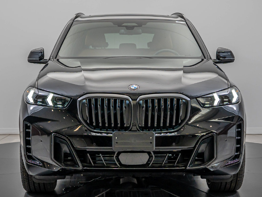 Used 2026 BMW X5 xDrive40i w/ M Sport Package AWD/4WD image 2