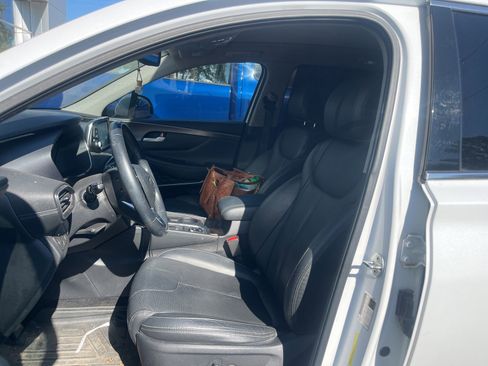 Used 2020 Hyundai Santa Fe SEL w/ Convenience + Premium Package FWD image 7