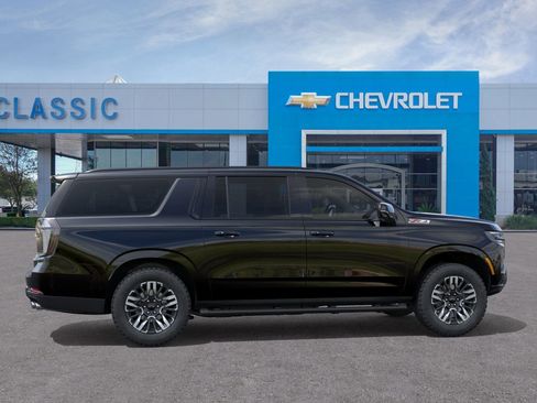 New 2026 Chevrolet Suburban Z71 image 5