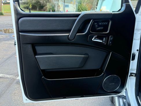 Used 2016 Mercedes-Benz G 550 image 16
