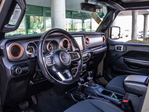 Used 2020 Jeep Gladiator Sport w/ Quick Order Package 24S image 11