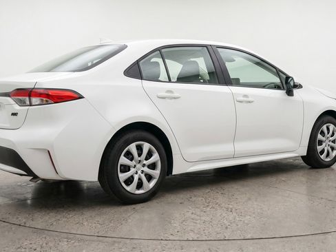 Used 2025 Toyota Corolla LE FWD image 9