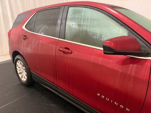 Used 2021 Chevrolet Equinox LT image 11