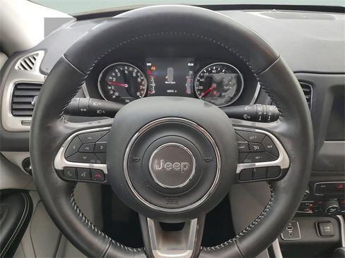 Certified 2018 Jeep Compass Latitude w/ Popular Equipment Group image 14