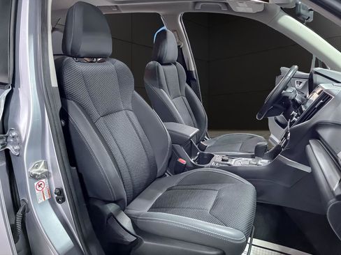 Used 2019 Subaru Forester Premium w/ All-Weather Package image 12