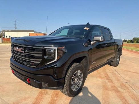 Used 2025 GMC Sierra 1500 AT4 AWD/4WD image 1