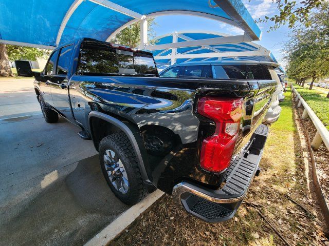 Used 2024 Chevrolet Silverado 2500 LT w/ Texas Edition AWD/4WD image 6