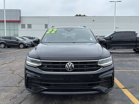 Used 2022 Volkswagen Tiguan SE R-Line AWD/4WD image 29