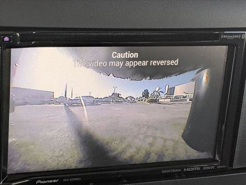 Used 2017 Jeep Wrangler Unlimited Sport w/ Max Tow Package image 12