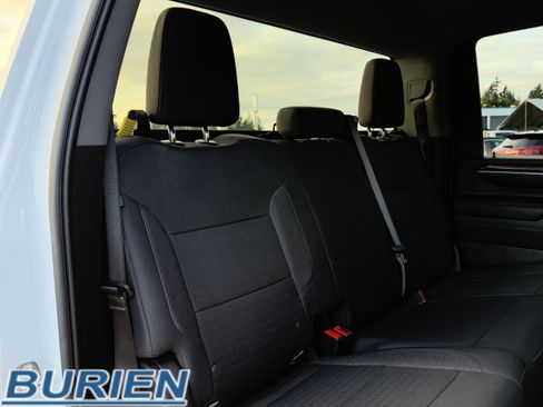 Used 2024 Chevrolet Silverado 2500 LT image 26