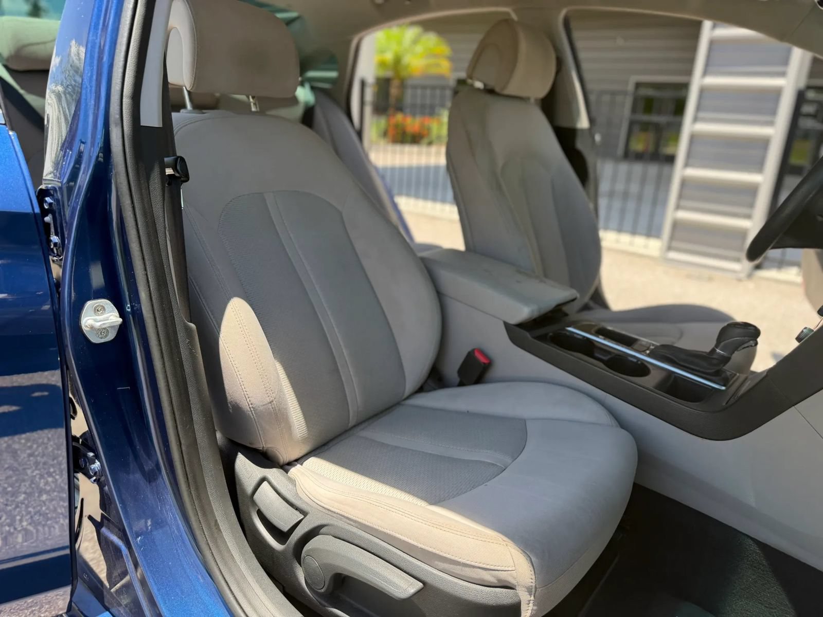 Used 2016 Hyundai Sonata SE FWD image 14
