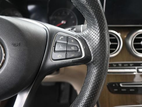 Used 2018 Mercedes-Benz GLC 300 image 12