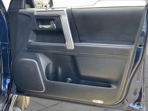 Used 2024 Toyota 4Runner TRD Sport AWD/4WD image 21