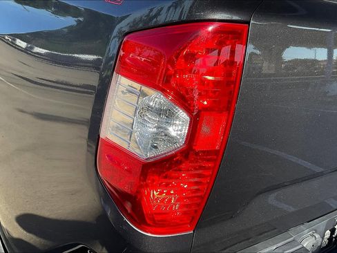 Used 2019 Toyota Tundra SR5 w/ SR5 Upgrade Package image 28