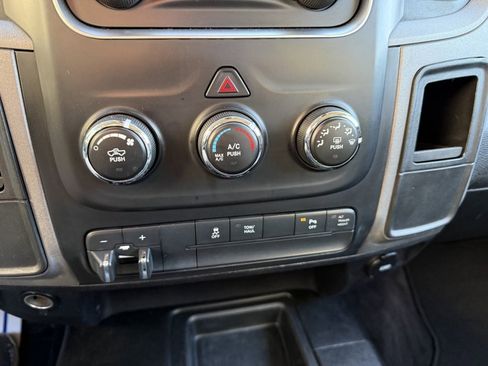 Used 2015 RAM 3500 Tradesman w/ Chrome Appearance Group image 37