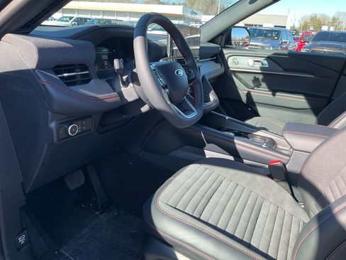 New 2026 Ford Explorer ST-Line w/ ST-Line Street Pack image 15