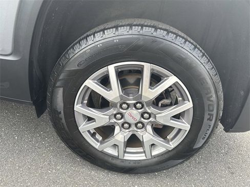 Used 2020 GMC Acadia SLT image 33