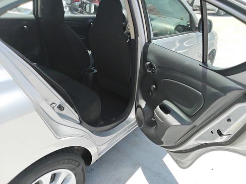 Used 2015 Nissan Versa S Plus image 7