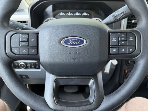 Used 2025 Ford F350 XLT w/ 360-Degree Camera Package image 22
