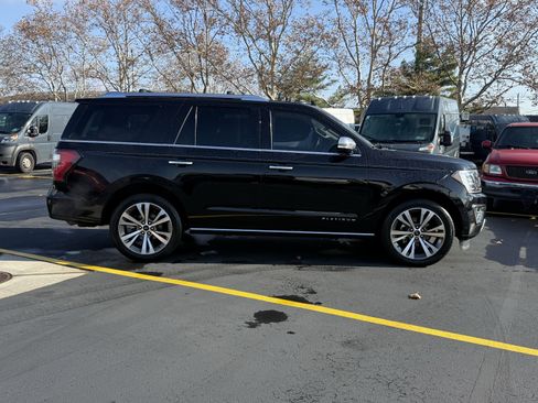 Used 2021 Ford Expedition Platinum image 9