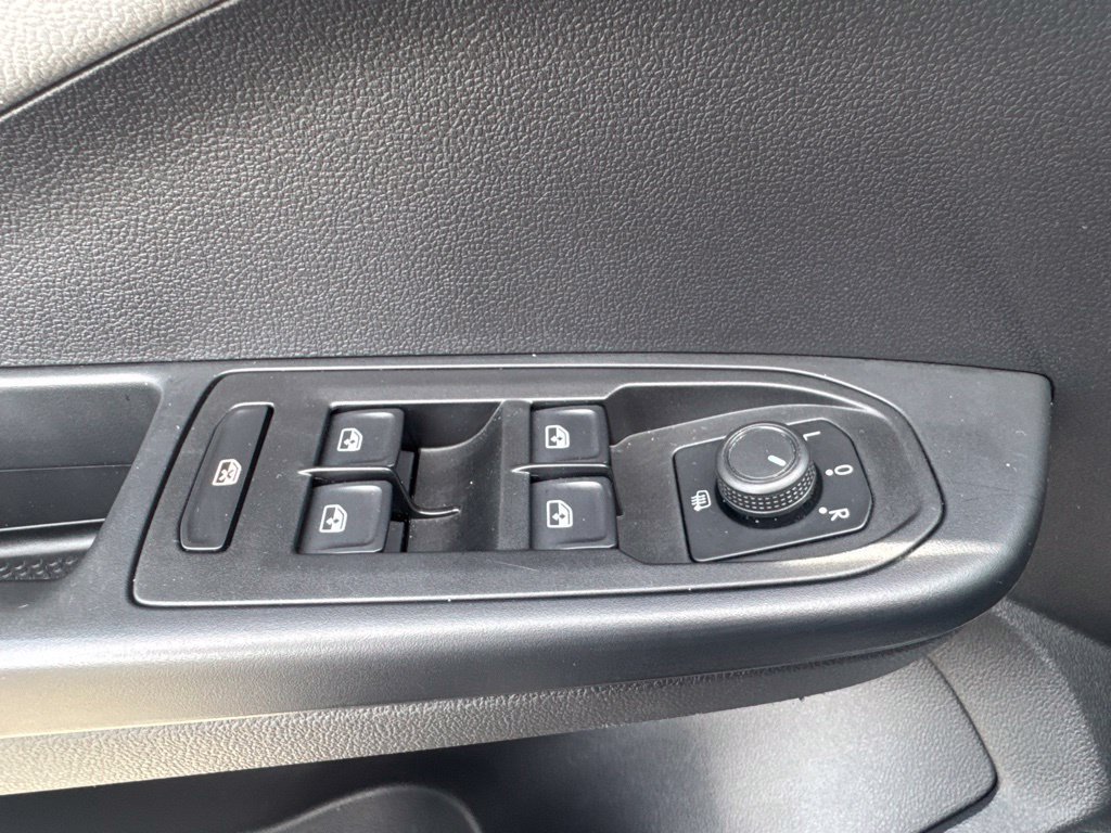 Used 2022 Volkswagen Taos SEL AWD/4WD image 30