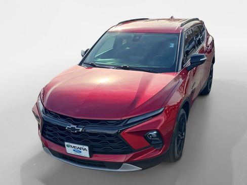 Used 2025 Chevrolet Blazer LT w/ Midnight/Sport Edition image 25